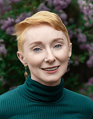 Eli-430x630.jpg