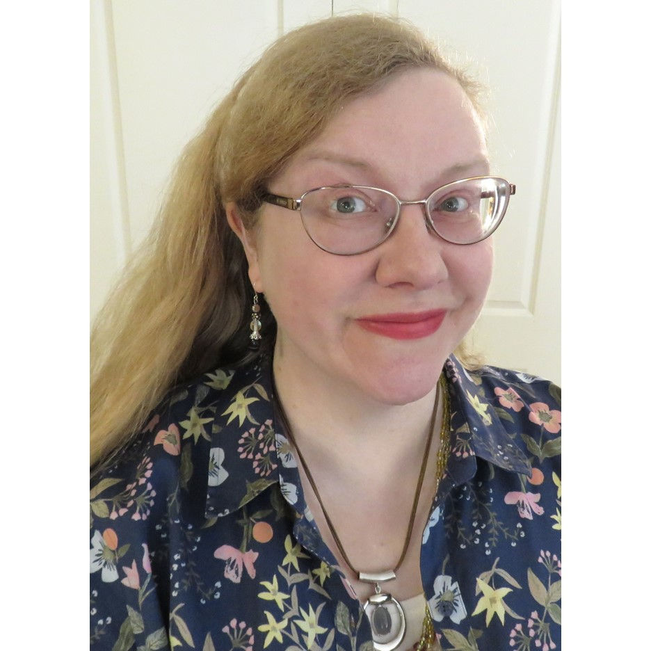 Plus size outfit idea for women over 40