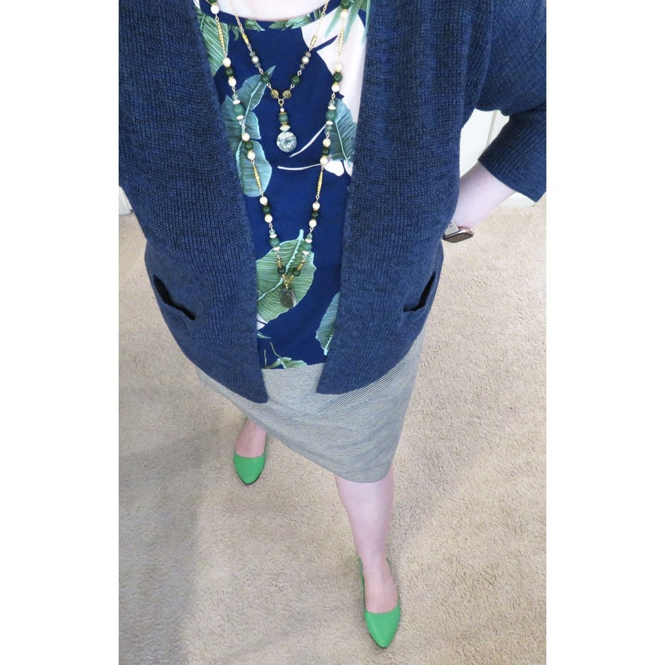 Plus size outfit idea for women over 40