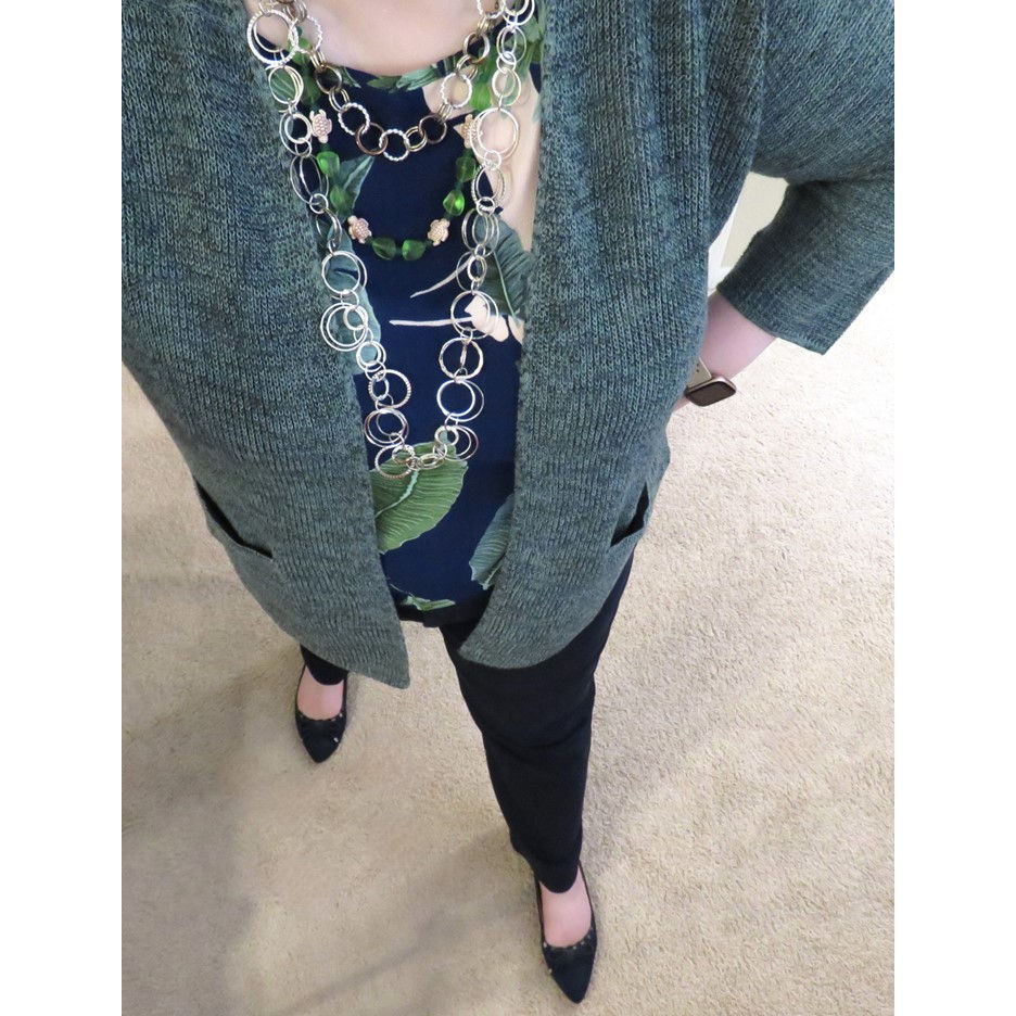 Plus size outfit idea for women over 40