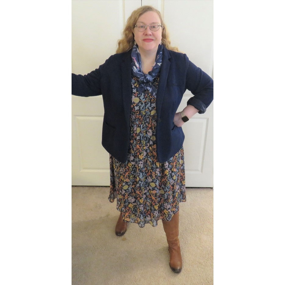 Plus size outfit idea for women over 40