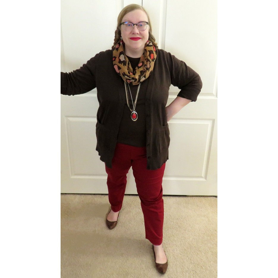 Plus size outfit idea for women over 40