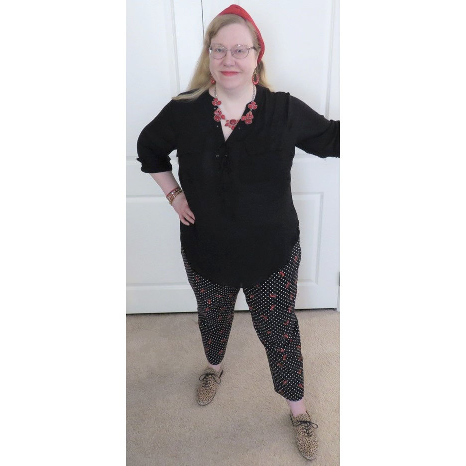 Plus size outfit idea for women over 40