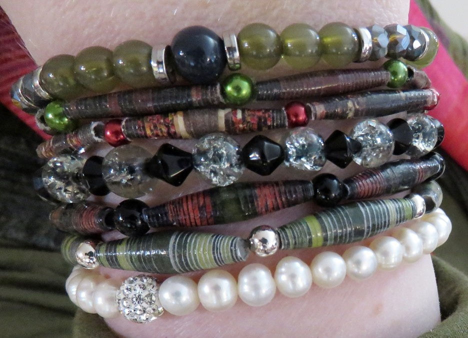 DIY paper bead bracelet set