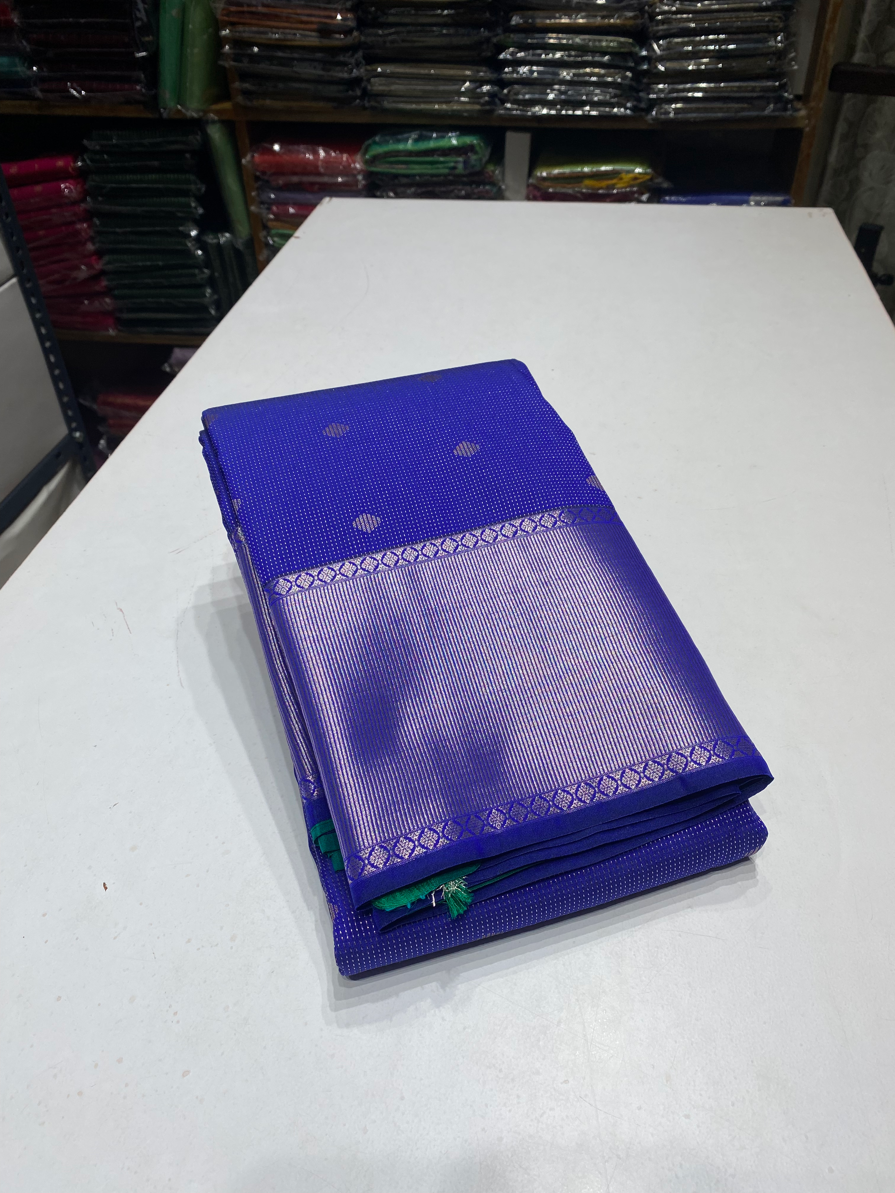 Navy blue with ramagreen