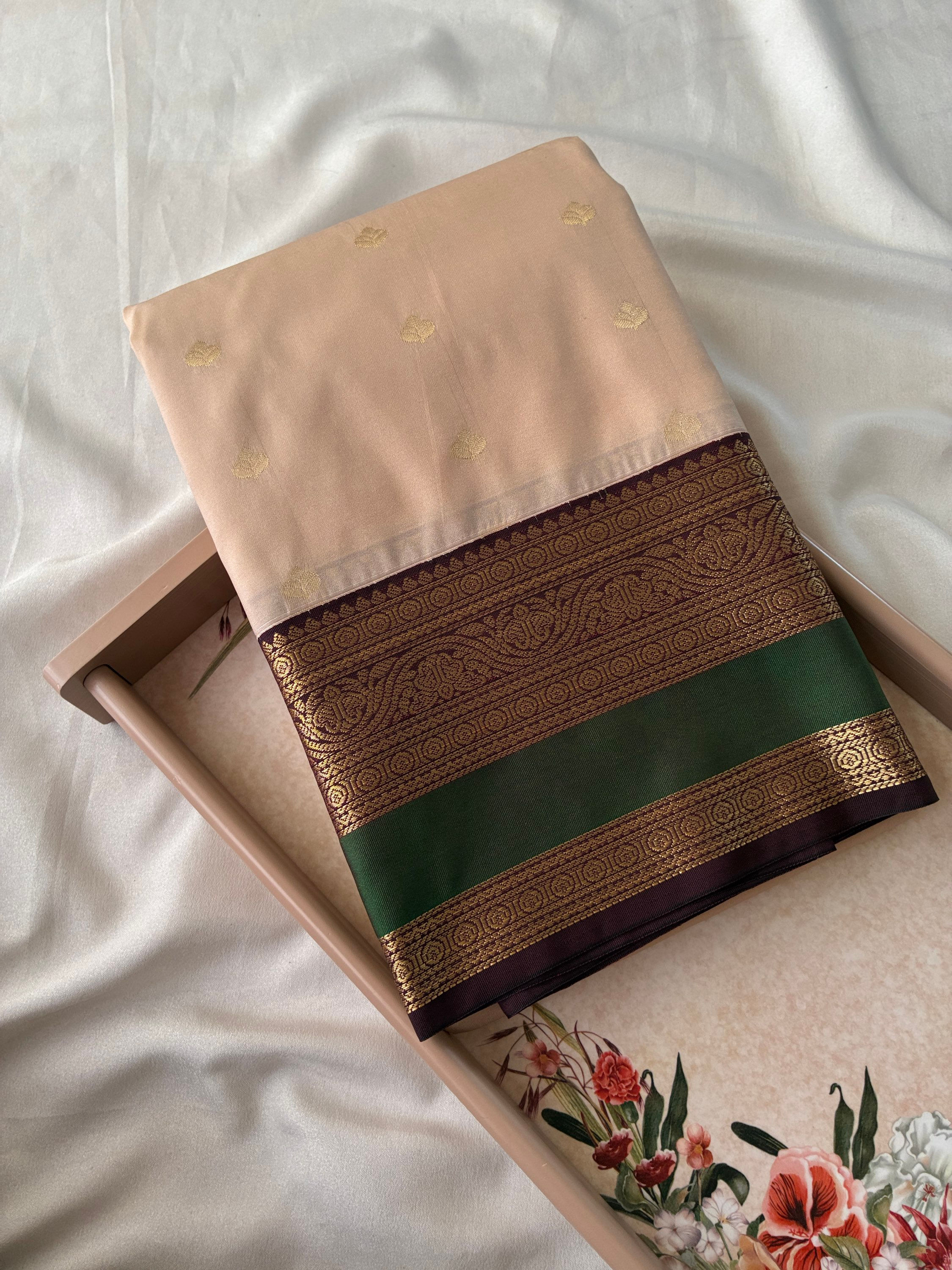 Tussar Maroon highlights 