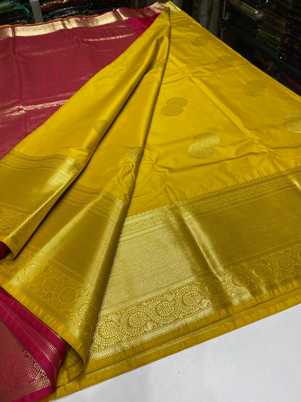 Manjal Roja - Budget Buy