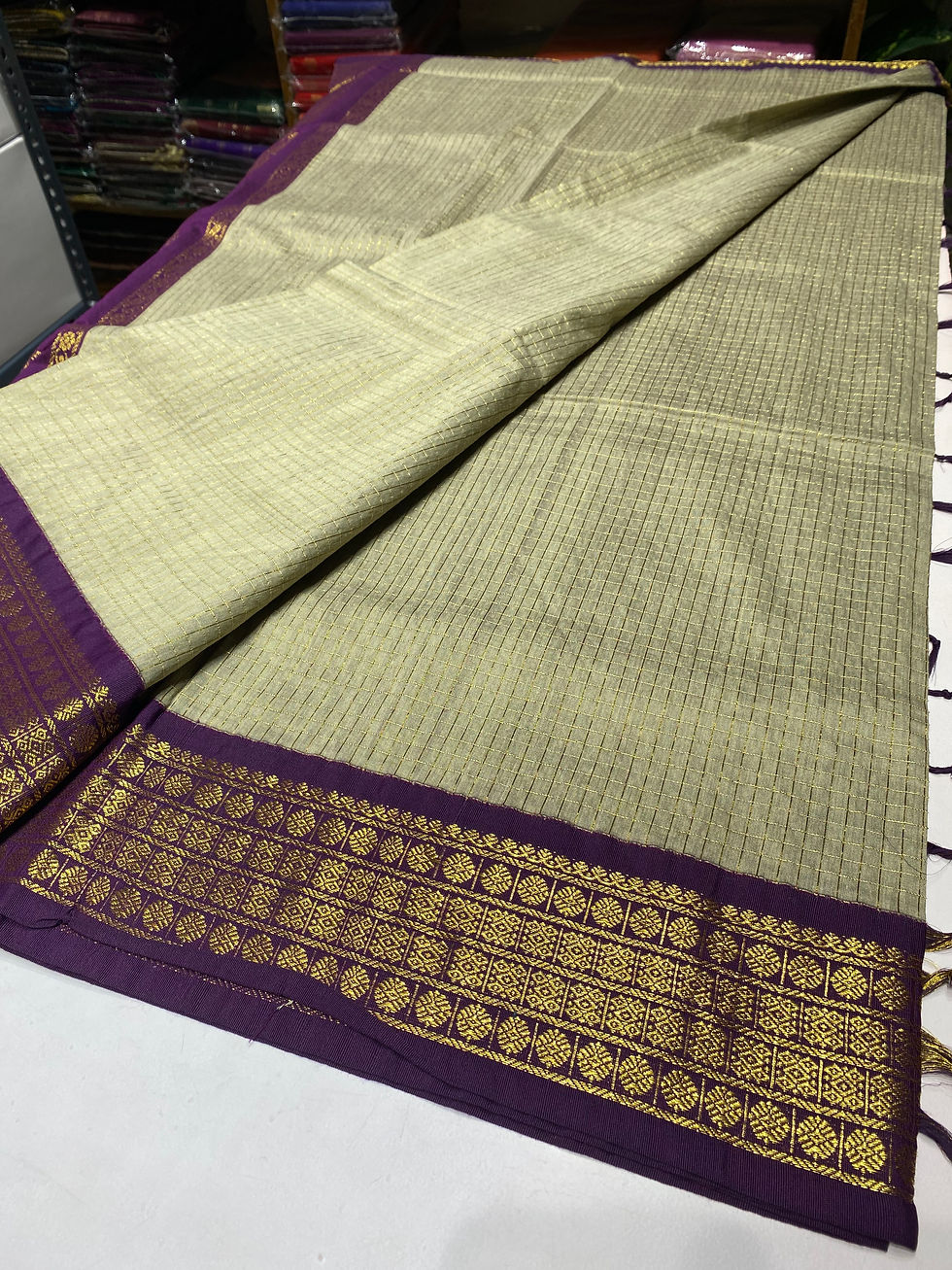 Thumbnail: Grey purple Gadwal checks