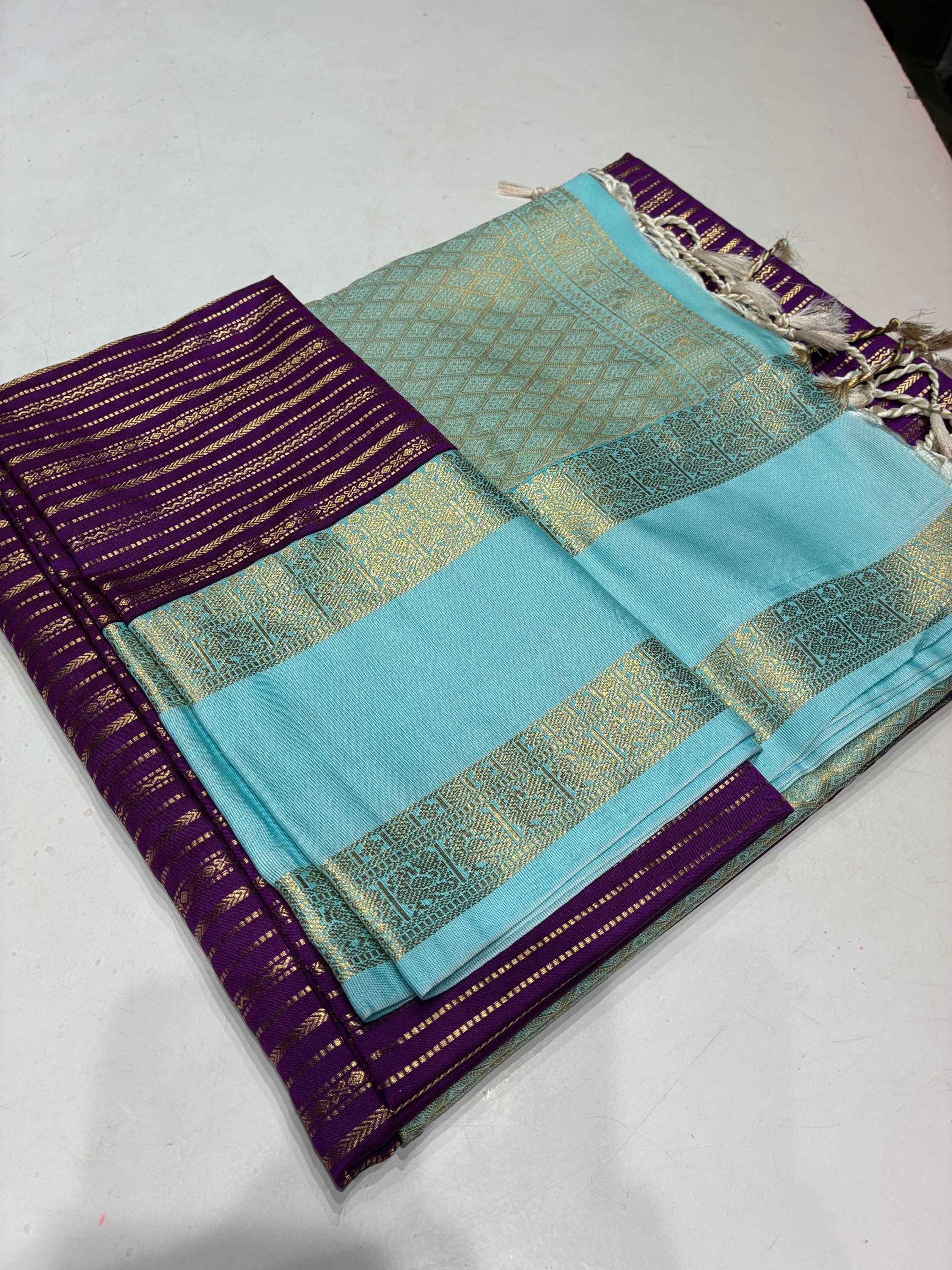 Dark Orchid velthaari