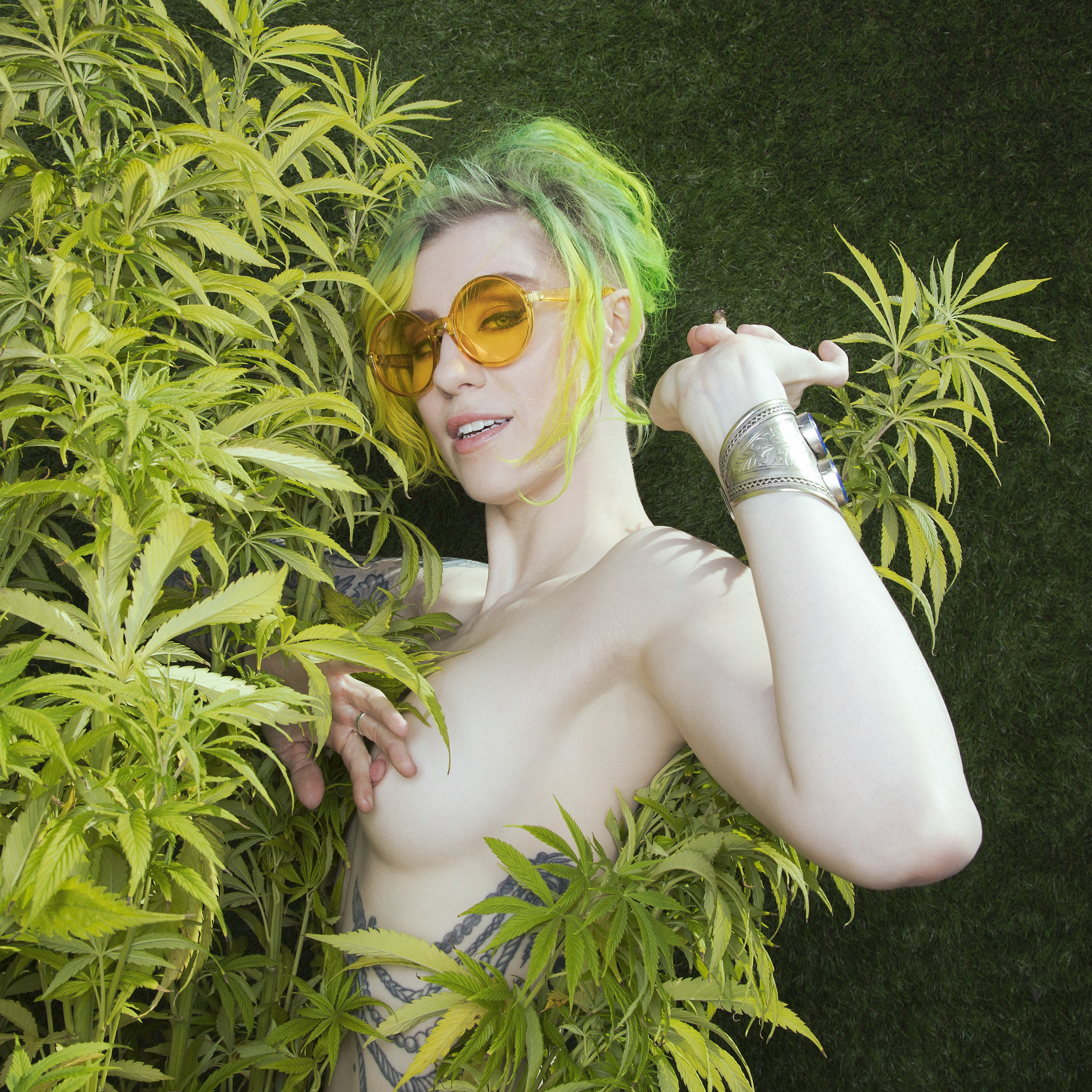 Comic Book Girl 19 Nude