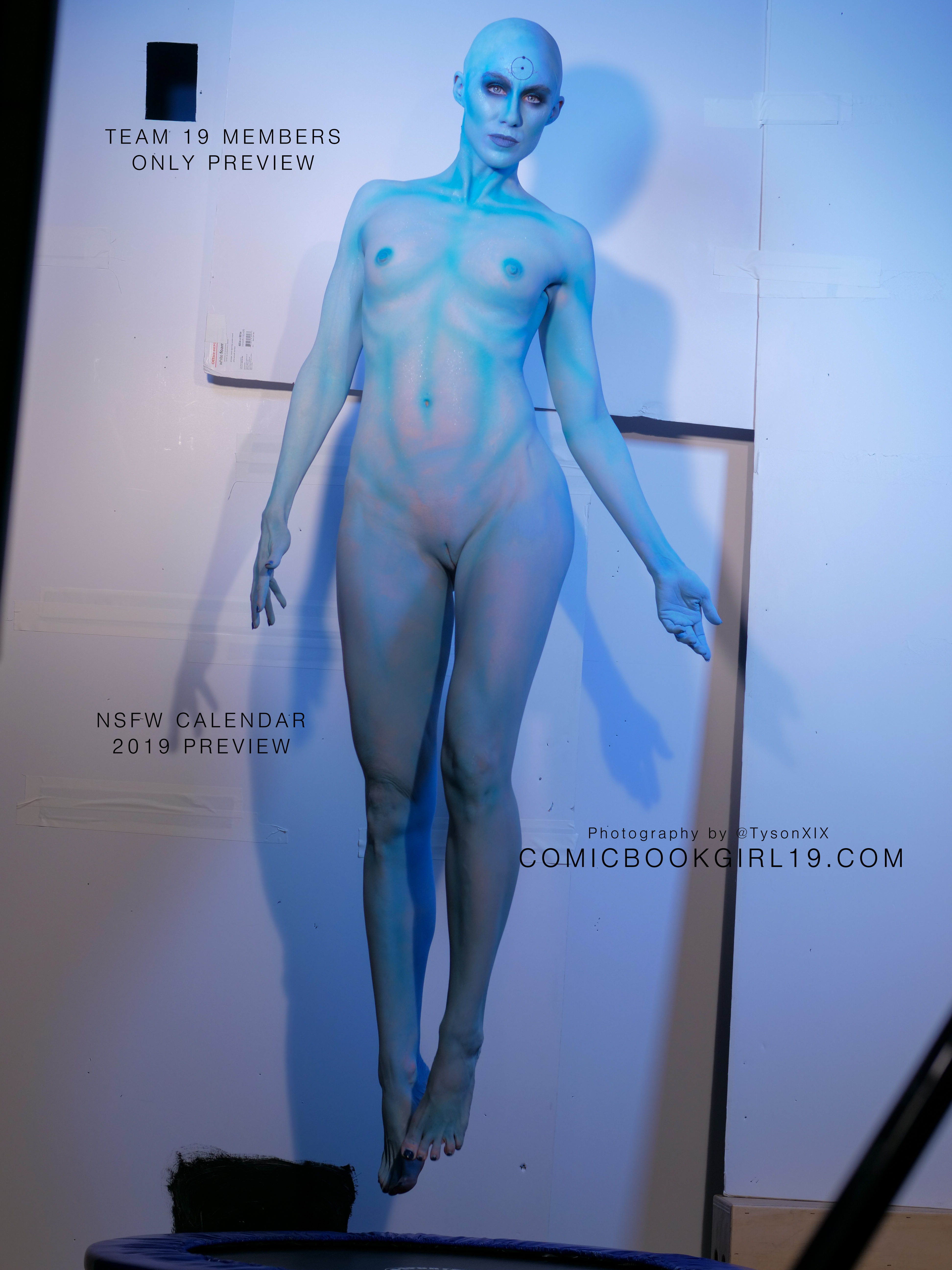 Comicbookgirl19 Nude Calendar