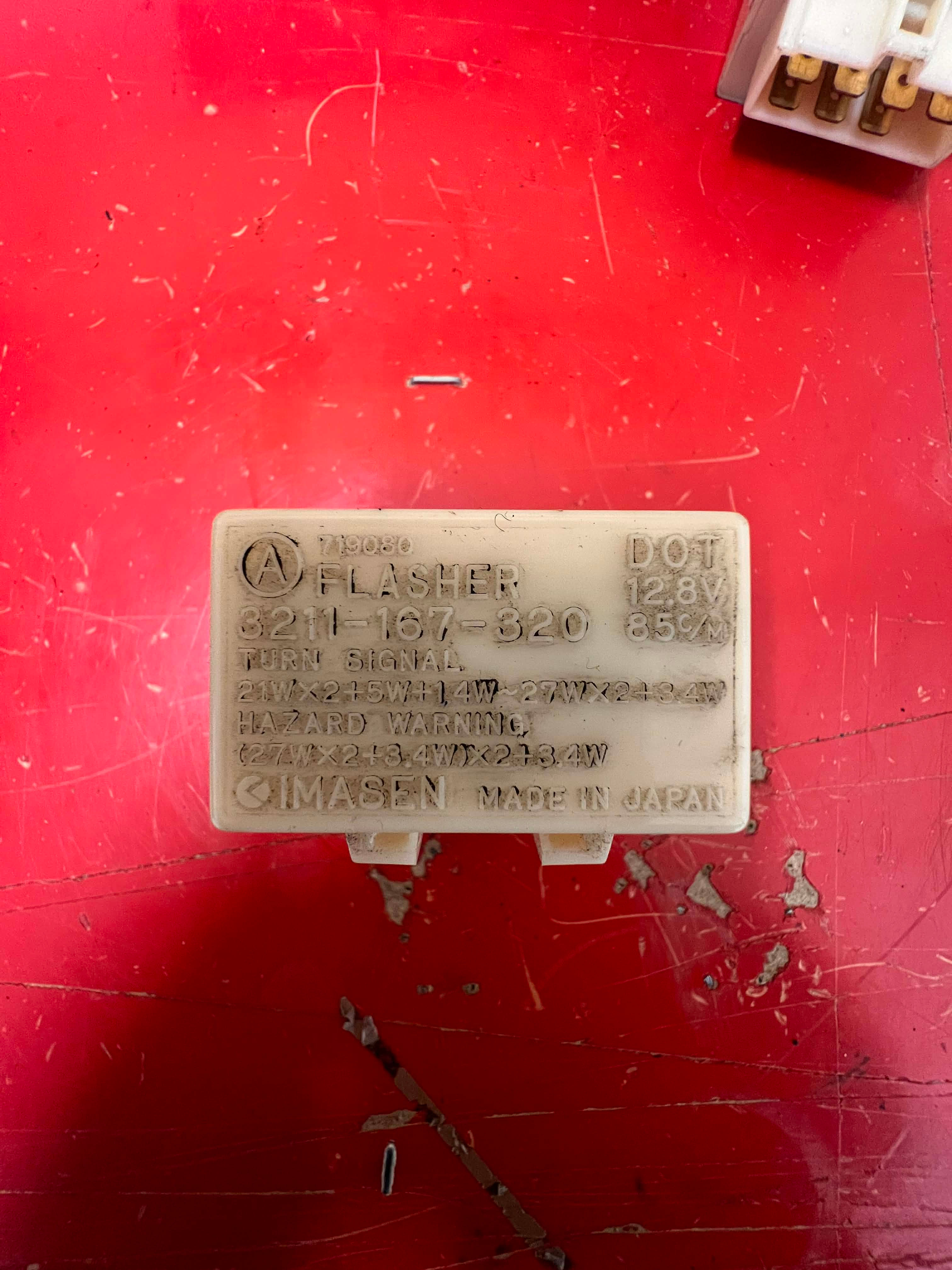 Mk1 Cream Flasher relay (719080)