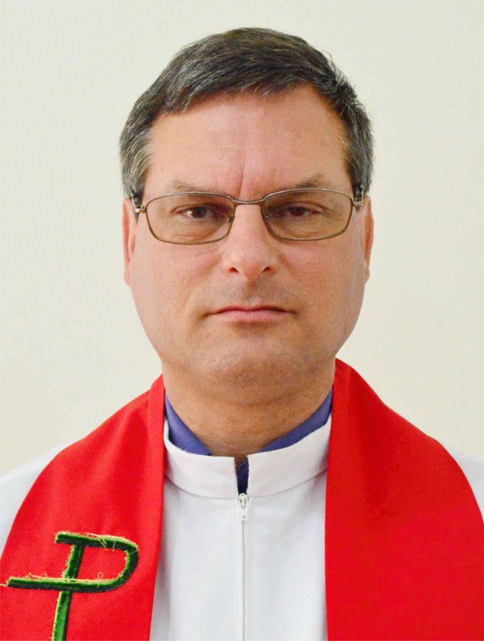 Pe. Rogério Luíz Flôres