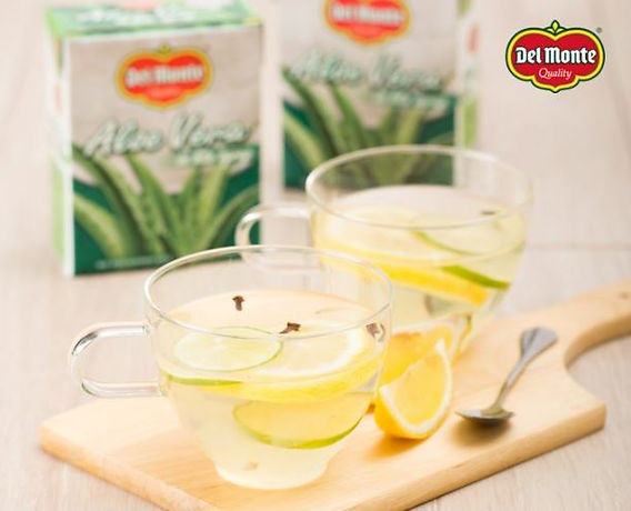 Honey Lemonade Clove Drink with Aloe Vera