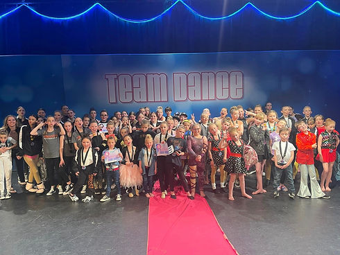team dance group 2023.jpg