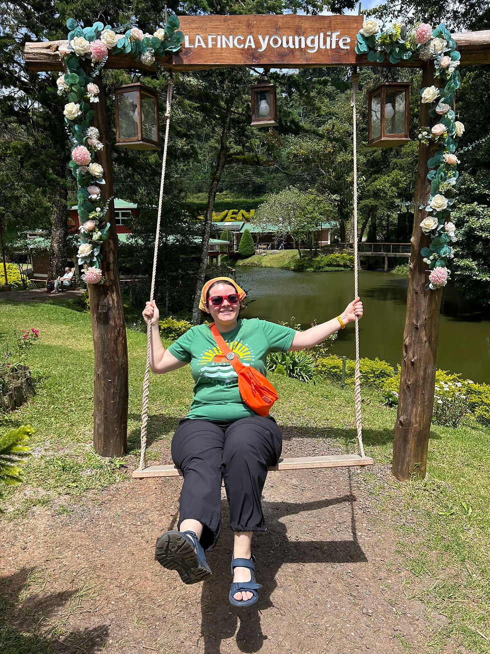 Finding joy in the simple moments. 💚 Rachel enjoying a swing at beautiful La Finca. 🇳🇮