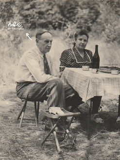 photographie en noir et blanc des ancêtres du moulin.