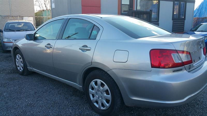 Miniature : Mitsubishi Galant 2009 92000KM COMME NEUF