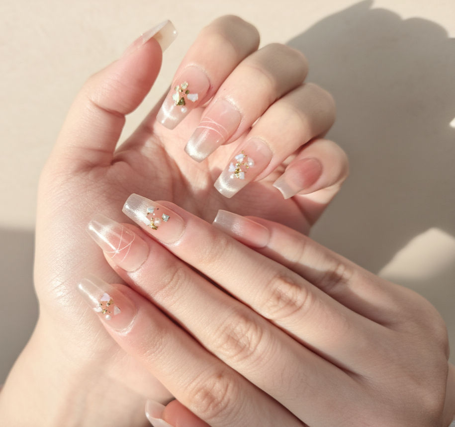 Thumbnail: Peach Blossom Mist