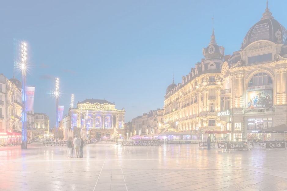 Vue de la place de la Comédie à Montpellier en fin de journée