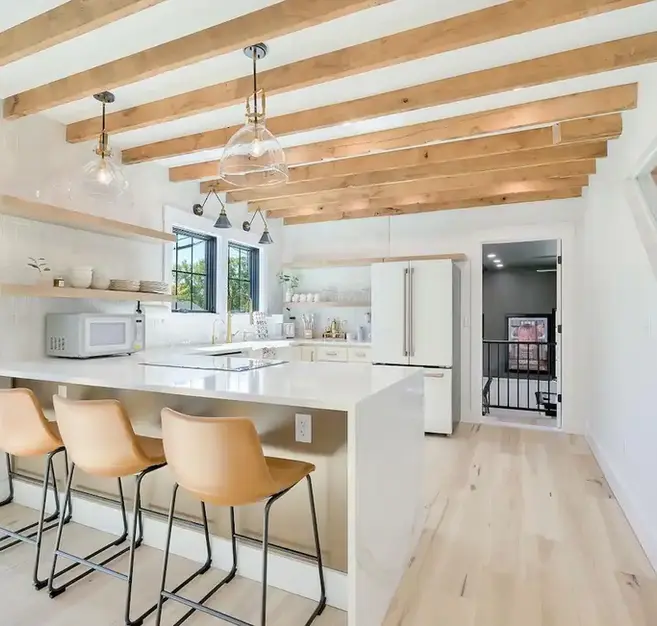 kitchen 2.webp