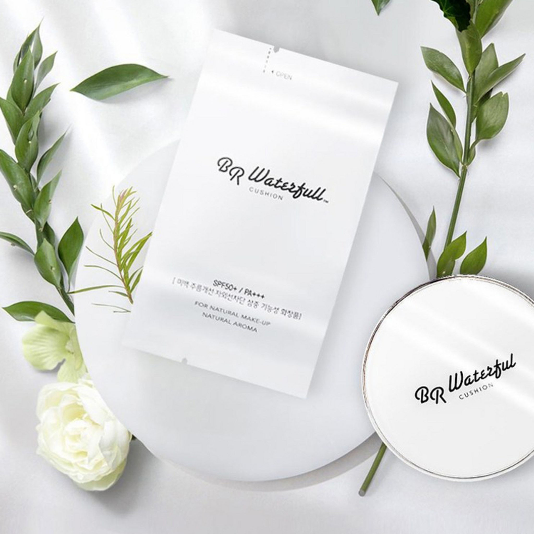 BR Waterful Whitening Wrinkle Improvement UV