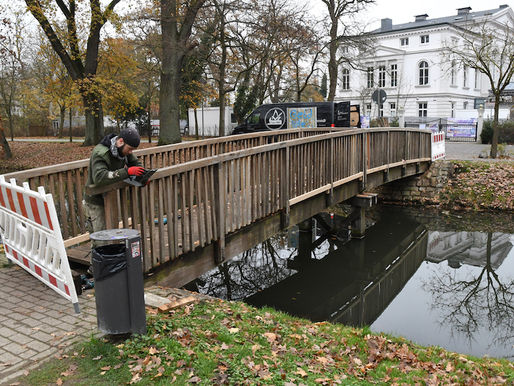 "Franzgarten" Fußgängerbrücke bis Mittwoch gesperrt