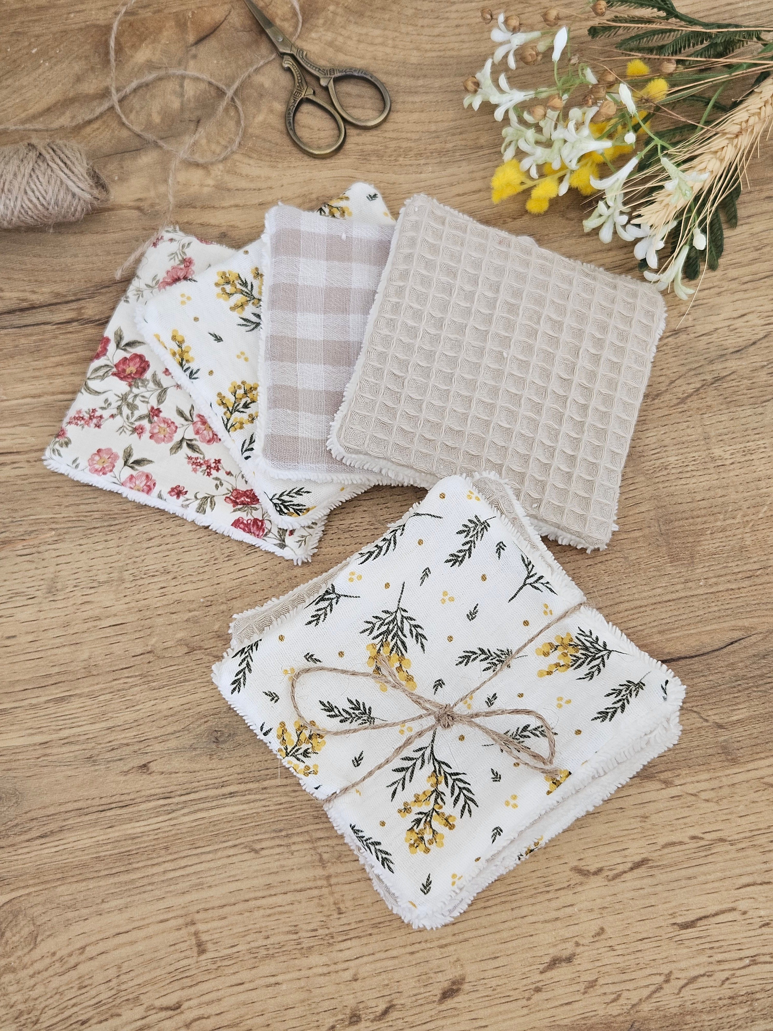 Lot de 10 cotons lavables (tissus au choix)