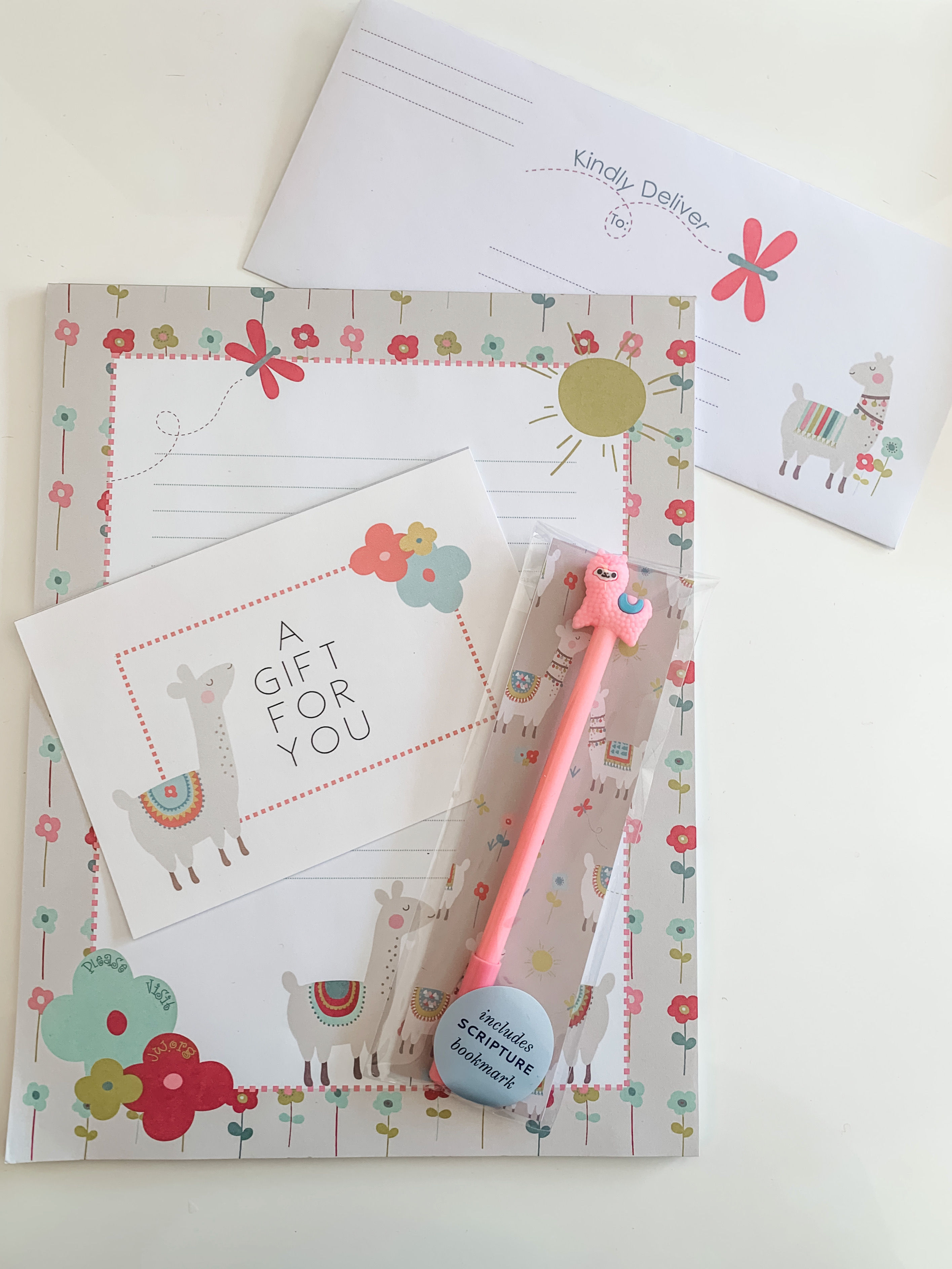 Llama Love Letter Writing Gift Box