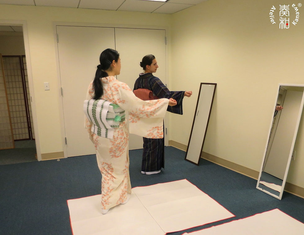 アトリエ奏和:和装立ち居振る舞い教室 Atelier Kanawa Kimono in Motion Decorum Class
