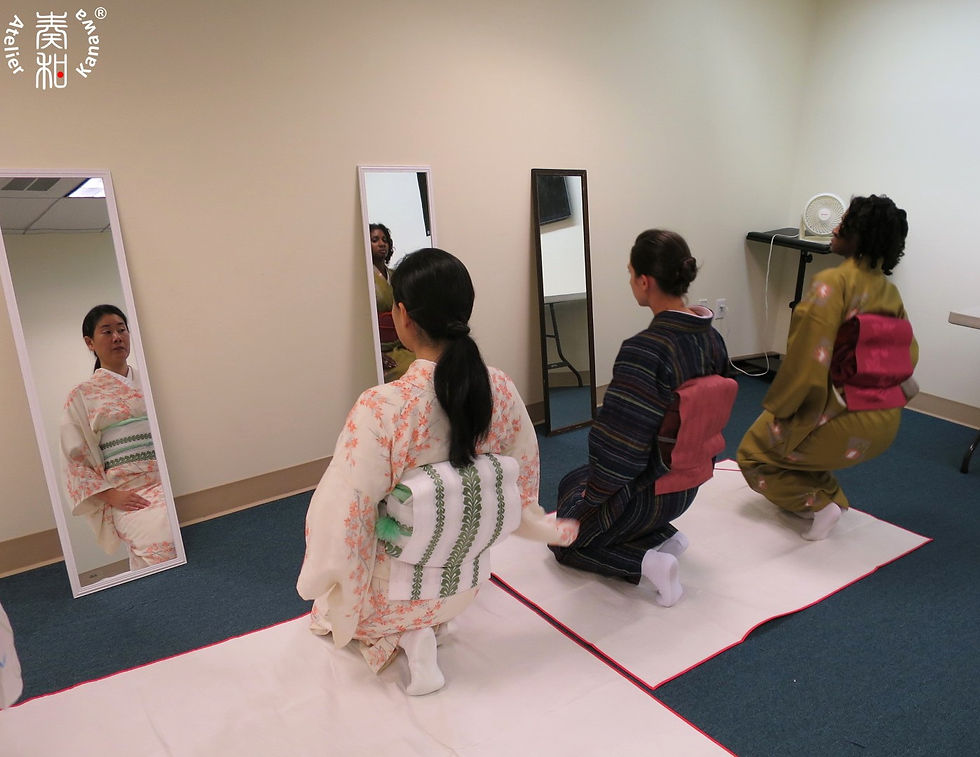 アトリエ奏和:和装立ち居振る舞い教室 Atelier Kanawa Kimono in Motion Decorum Class
