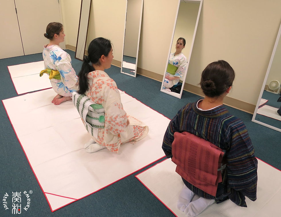 アトリエ奏和:和装立ち居振る舞い教室 Atelier Kanawa Kimono in Motion Decorum Class