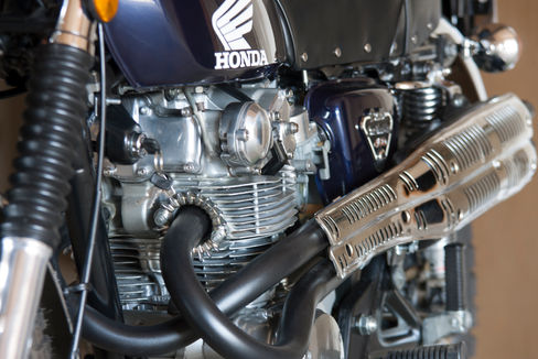 Honda CL450 engine and exhaust