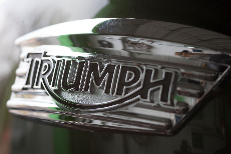 Triumph Thruxton 900 Tank Badge