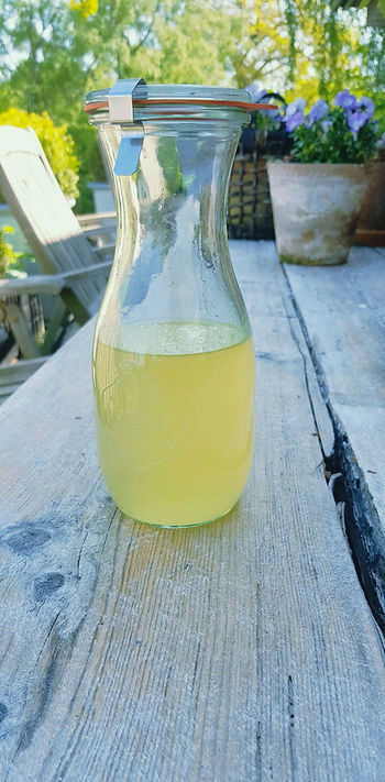 Færdig citron-sirup - få opskriften her