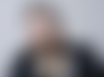 口呼吸でのどが痛い男性