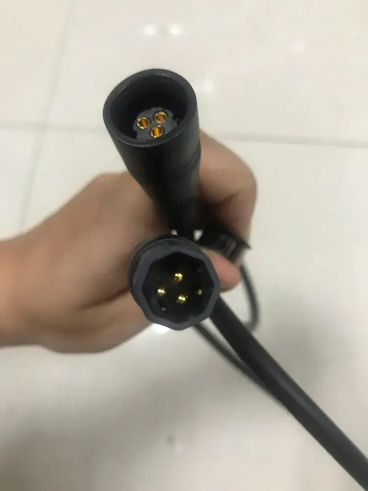 Thumbnail: Z916 male to Z916 Female Motor Adapter
