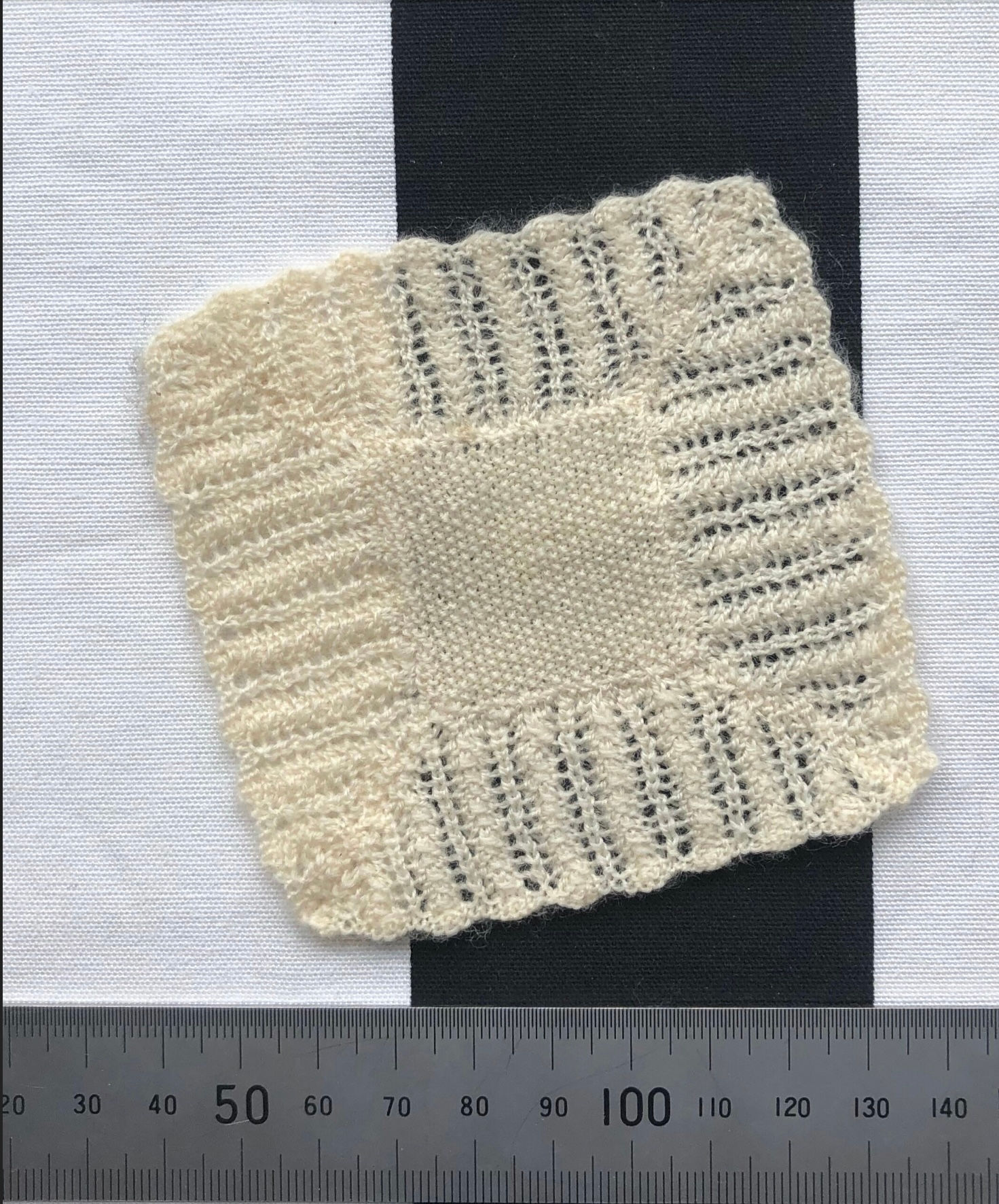 Baby shawl 1:12th knitting pattern