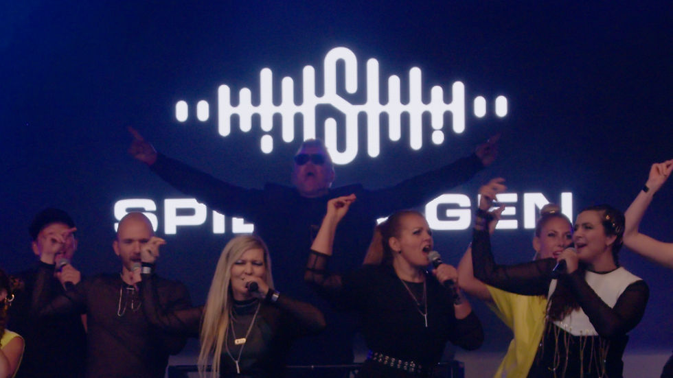 SPIELHAGEN live beim Maschseefest Hannover 2026 mit DJ und mehrstimmigem Chorgesang.