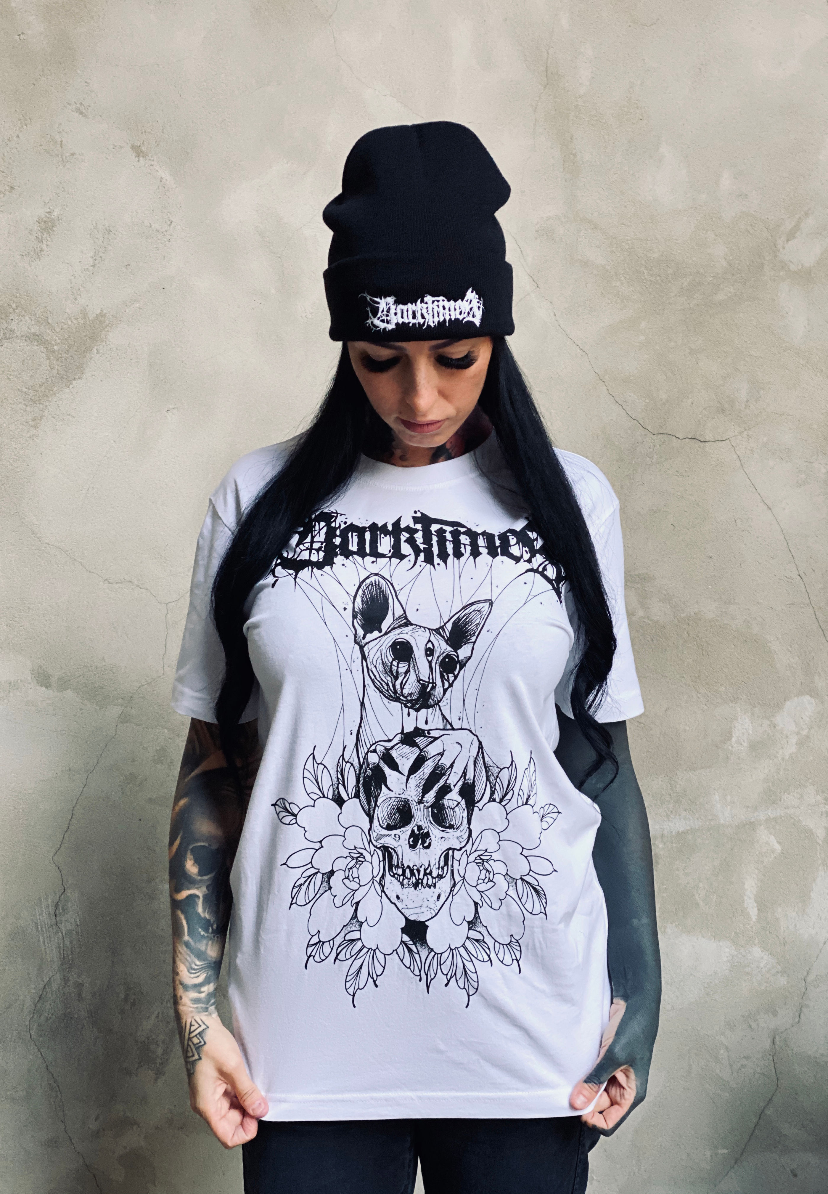 Darktimes Sphynx & Skull (white)