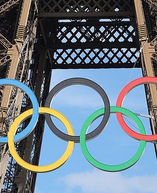 winner-Olympic_rings_on_the_Eiffel_Tower_2024_21.jpg