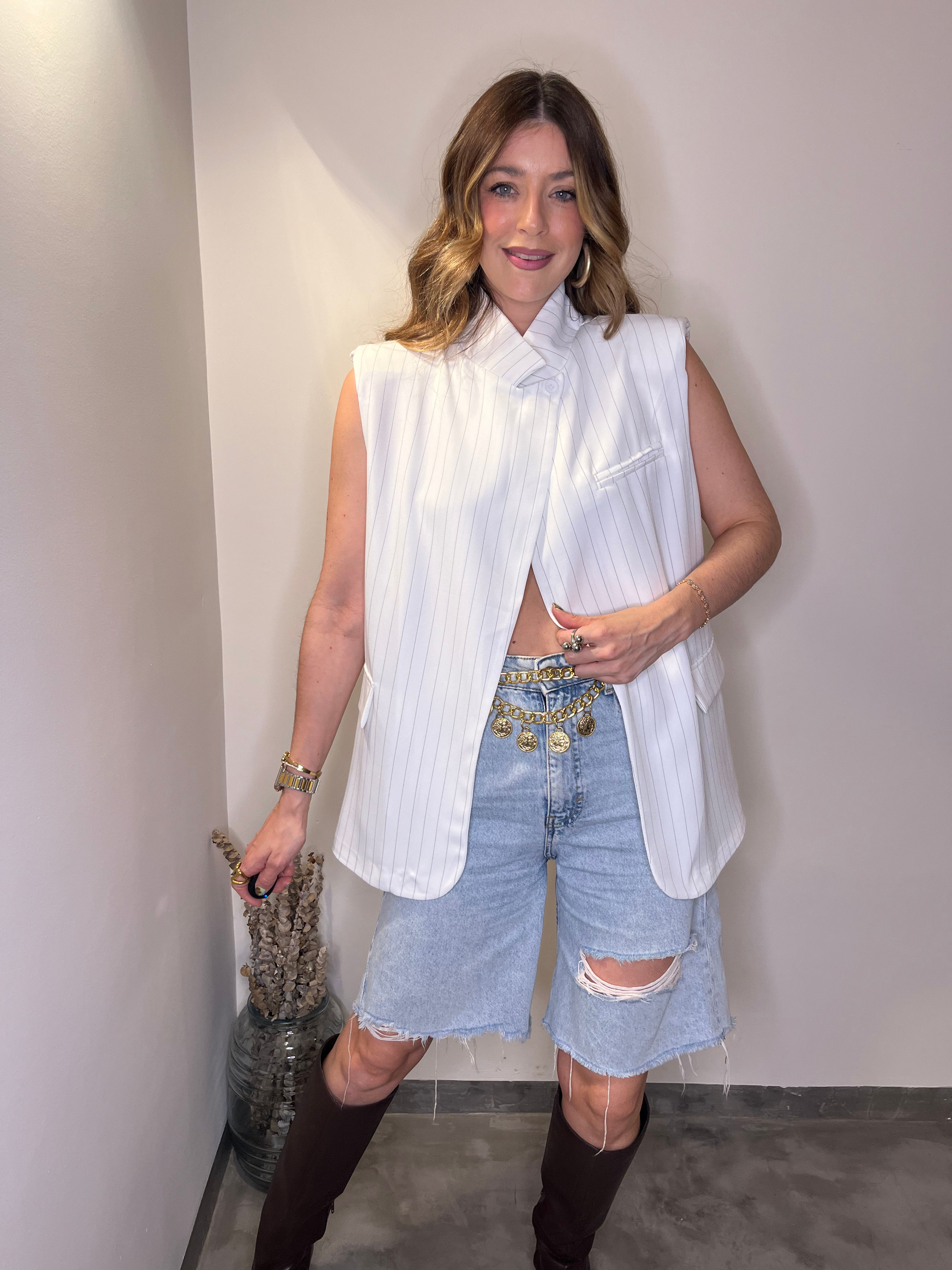 Chaleco botón cruzado