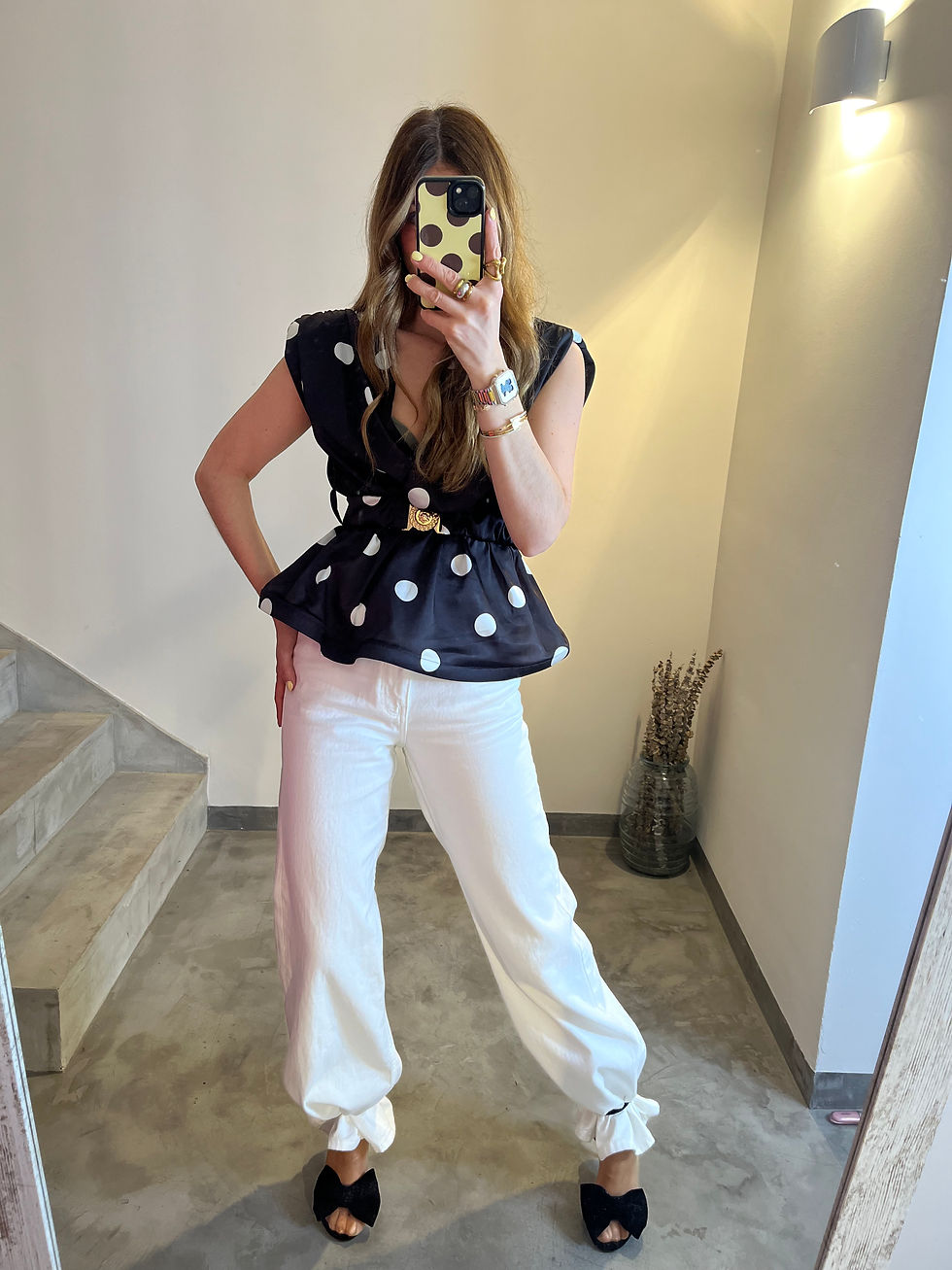 Miniatura: Blusa lunares hombreras