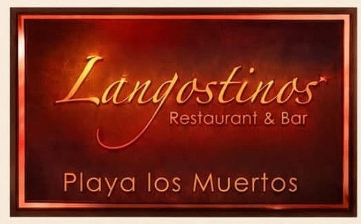 Langostinos Restaurante & Bar Excelente mariscos en la playa.