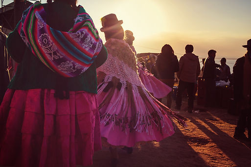 Bailarines folklóricos mexicanos