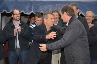 Se firmaron convenios
Urribarri inauguró viviendas acompañado por Bordet, Schaaf y Ghirardi.