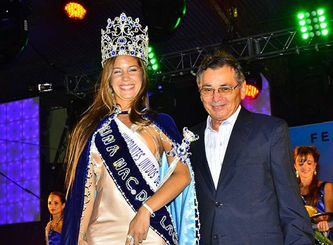 Fiesta Nacional del Lago Salena Ferrari de la ciudad de Concordia es la nueva reina Nacional del Lag
