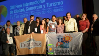 Participo la Secretaria de Turismo Graciela Racedo: FORO DE COMERCIO CIUDAD Y TURISMO EN SANTIAGO DE
