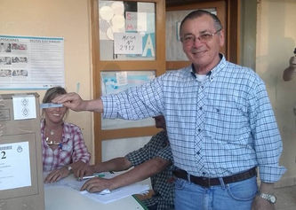 Se impuso por cerca de 1700 votos
Carlos Cecco agradeció el acompañamiento de toda la comunidad