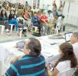 Los docentes también aprobaron una huelga con fecha a definir El congreso de Agmer definió realizar